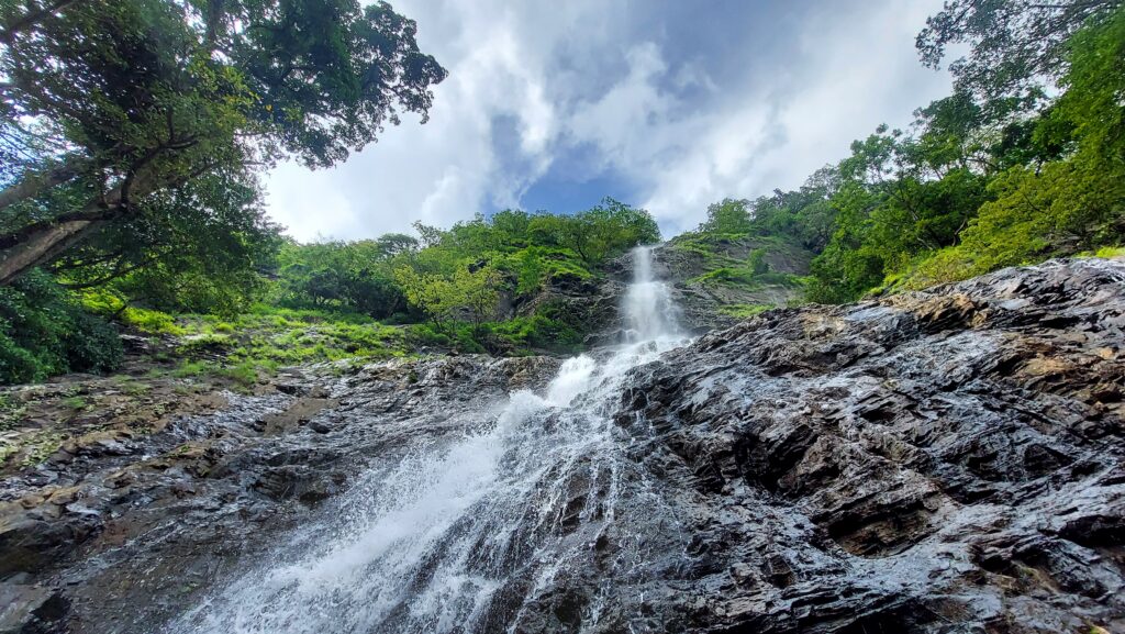 Hivrem Waterfall