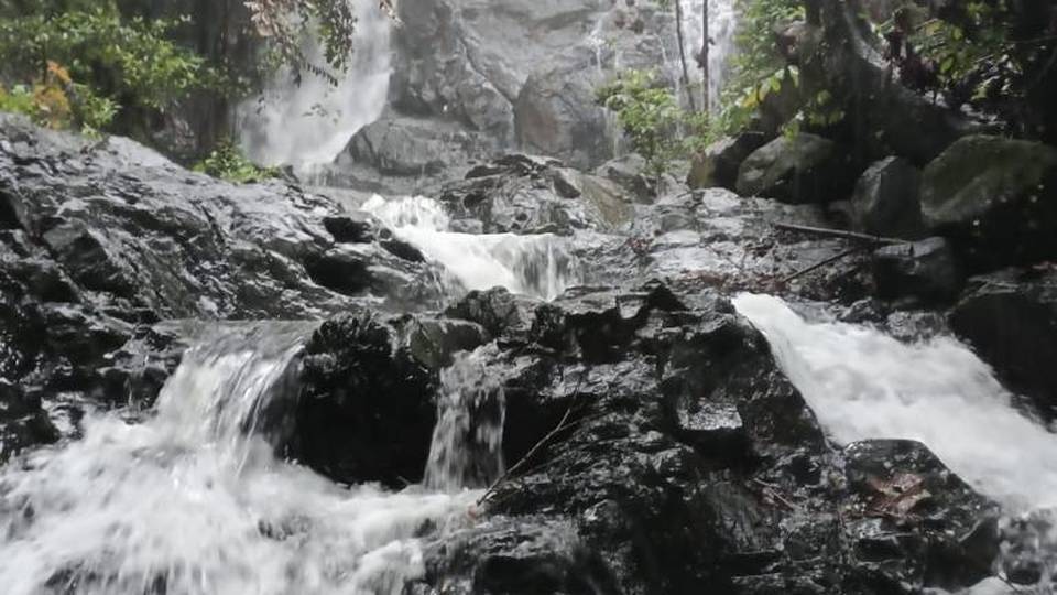 Wazir Waterfall Sanguem